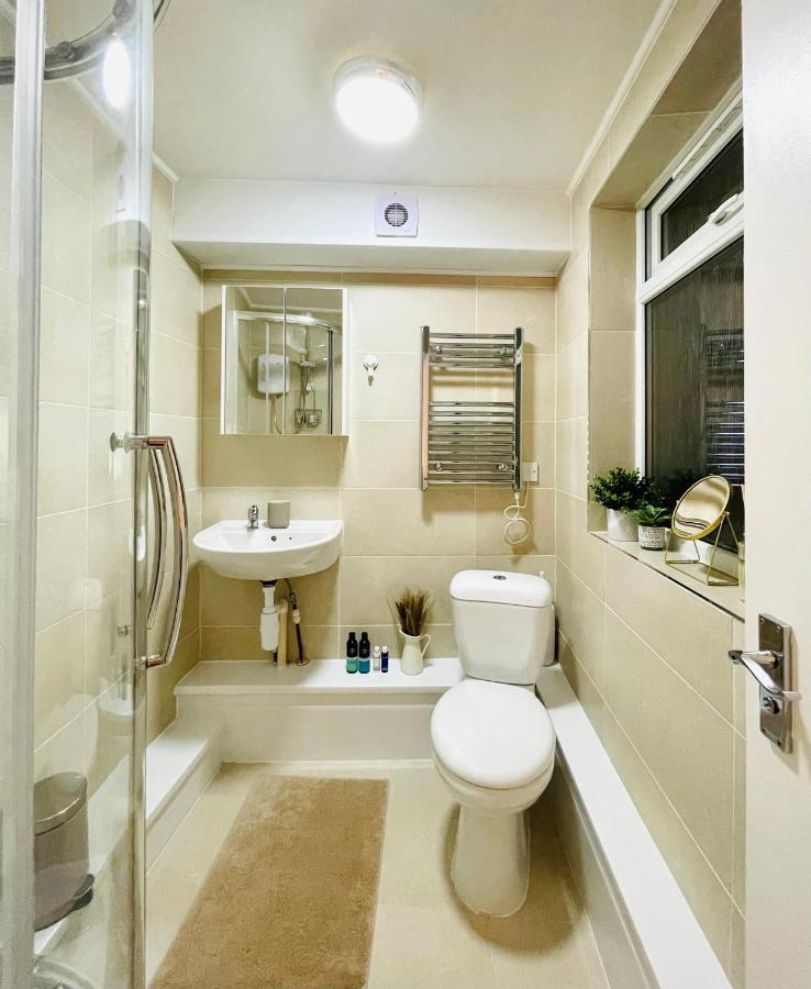 Enchanting One Bed Flat With Free Parking Hendon Kültér fotó